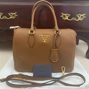 PRADA Vitello Phenix